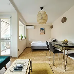 2br Apt Balcony Tamka 17 Ac Warszawa